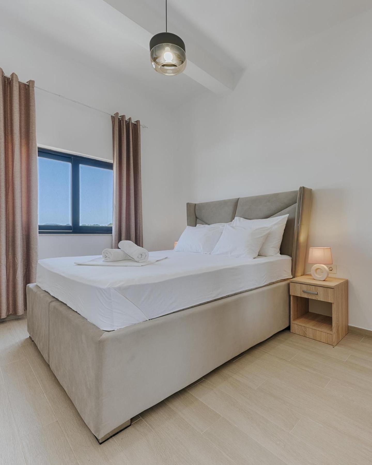 Imperial Family Resort Улцин Екстериор снимка