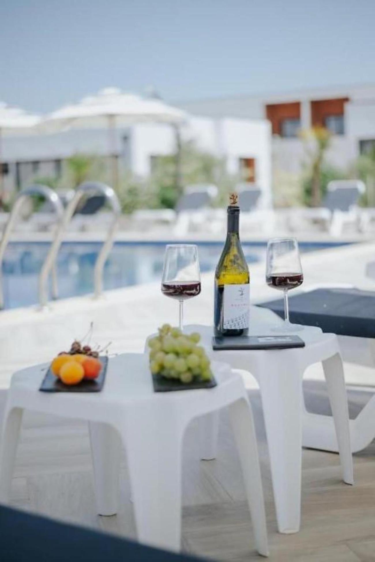 Imperial Family Resort Улцин Екстериор снимка